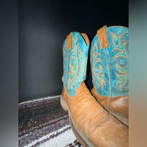 Women’s Justin boots - Picture 3 of 4